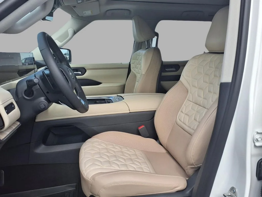 New 2026 Aspen White TriCoat Nissan Platinum image 20