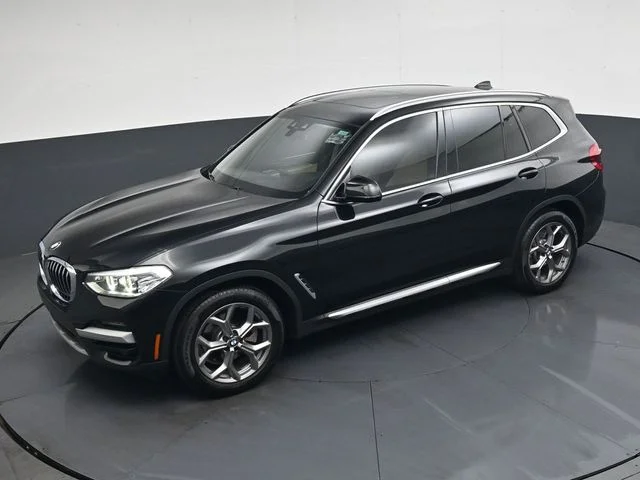 Used 2021 Black BMW sDrive30i image 32