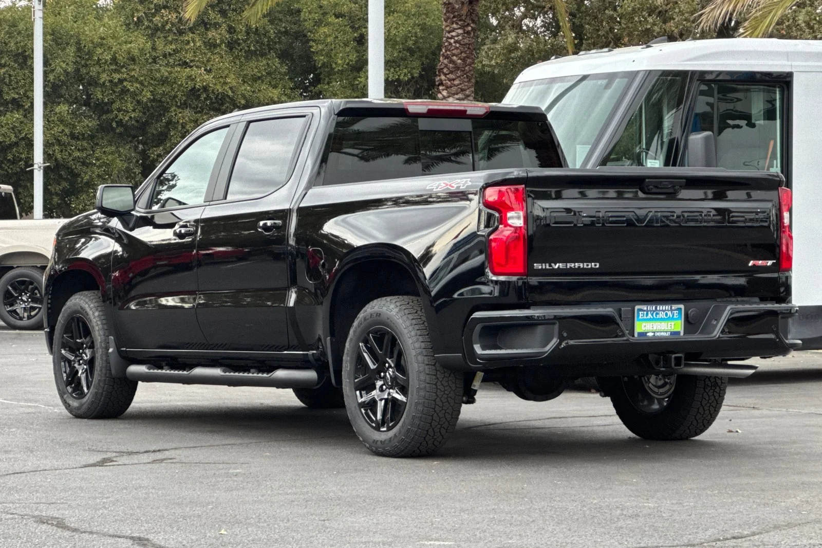 2026 Chevrolet Silverado 1500 RST view 5
