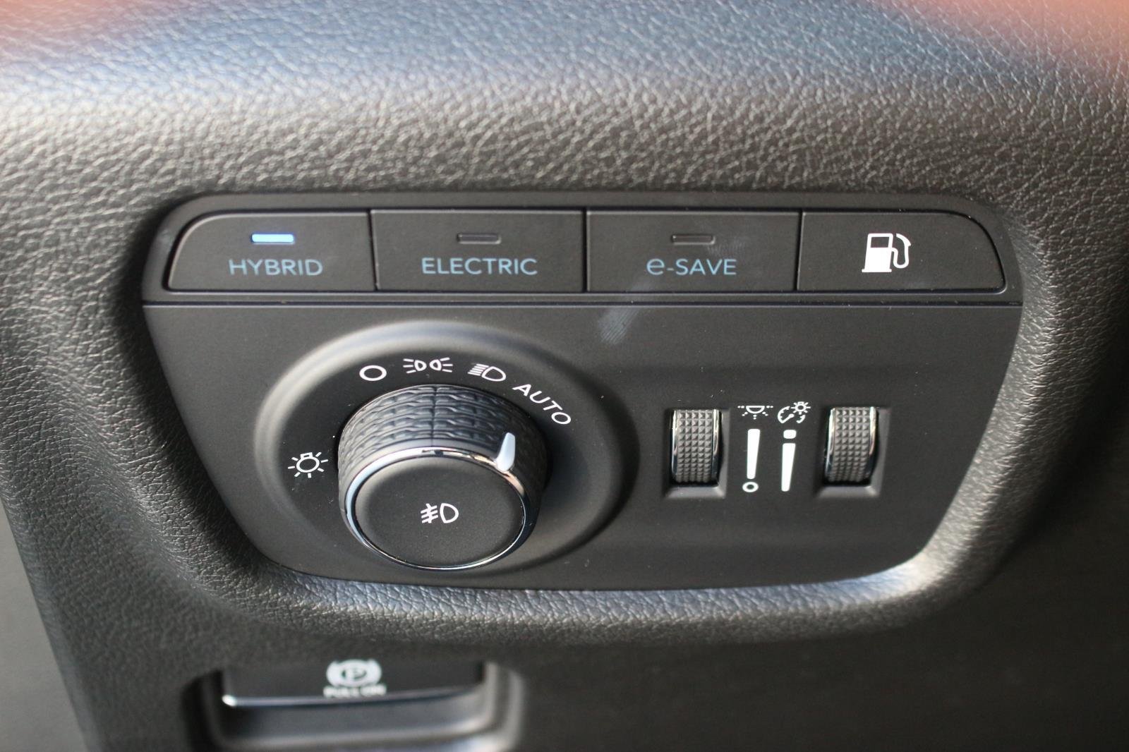 Used 2024 Grey Jeep 4x4 image 33