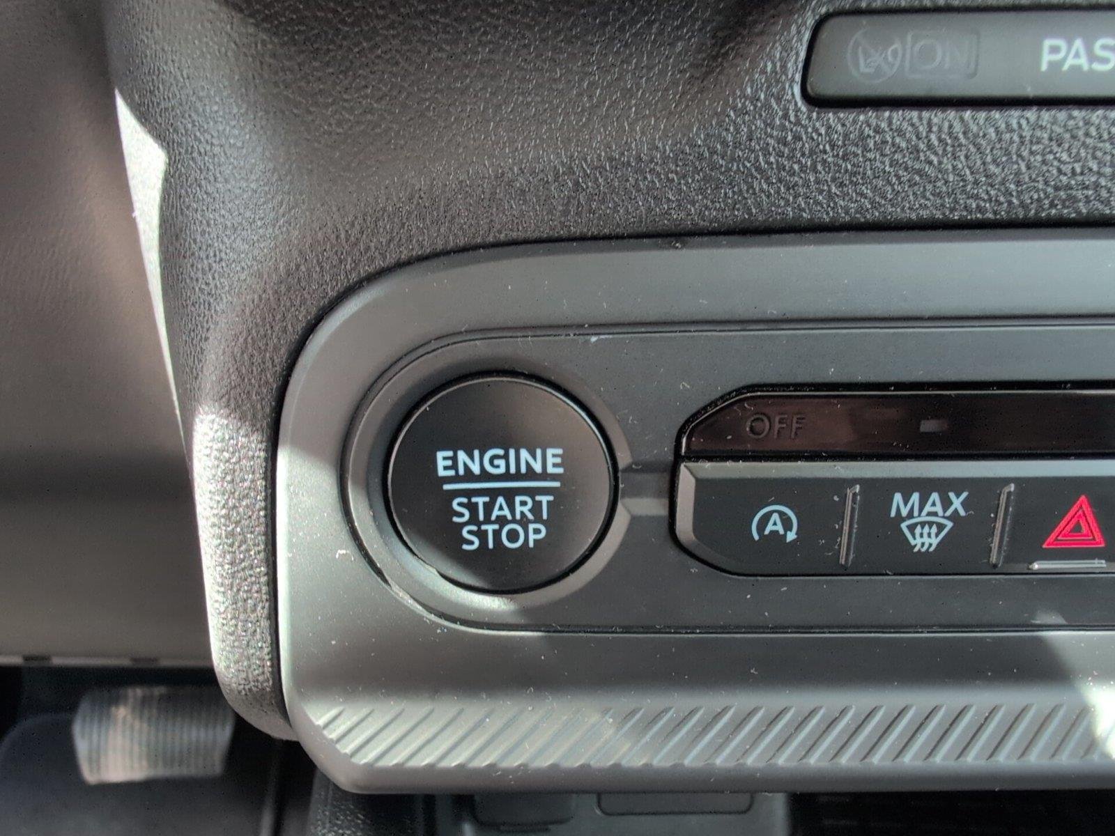 Used 2025 Shadow Black Ford Big Bend image 26
