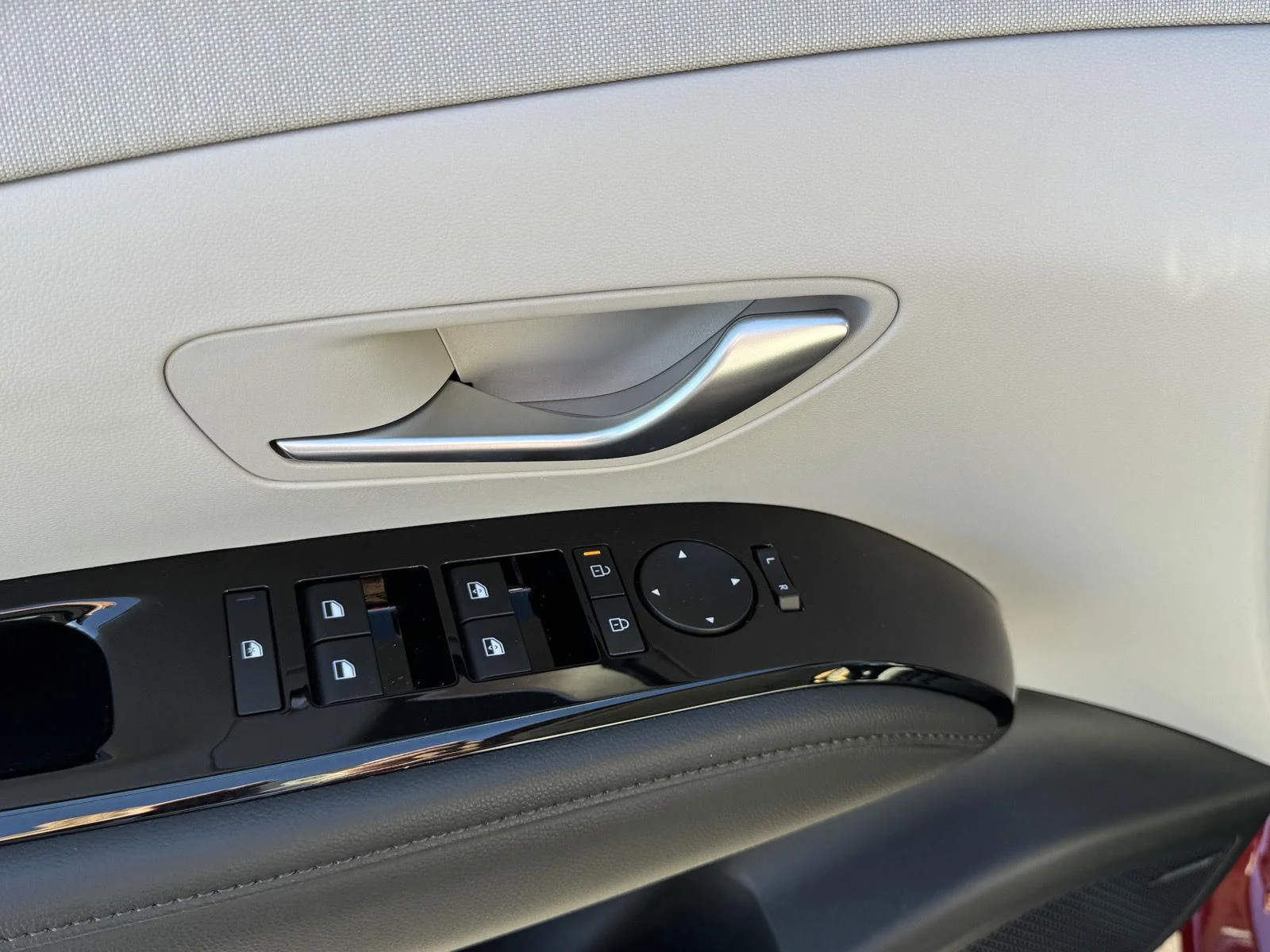 2025 Hyundai Tucson Limited - Photo 26
