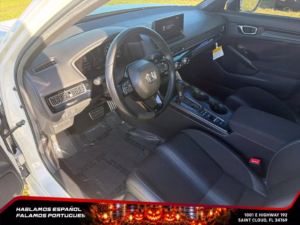 Used 2025  Honda Sport image 13