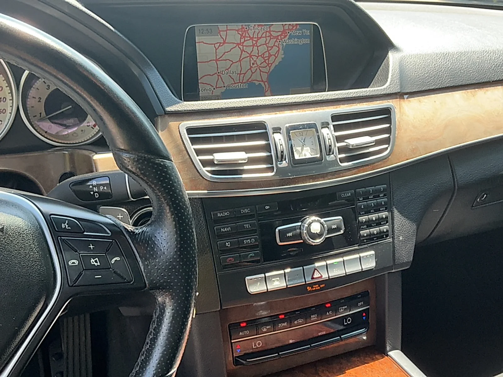 Used 2014  Mercedes-Benz  image 8