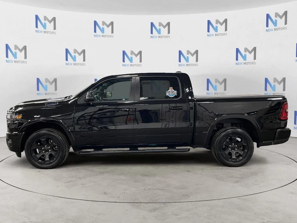 Used 2025 Diamond Black Ram Big Horn/Lone Star image 2