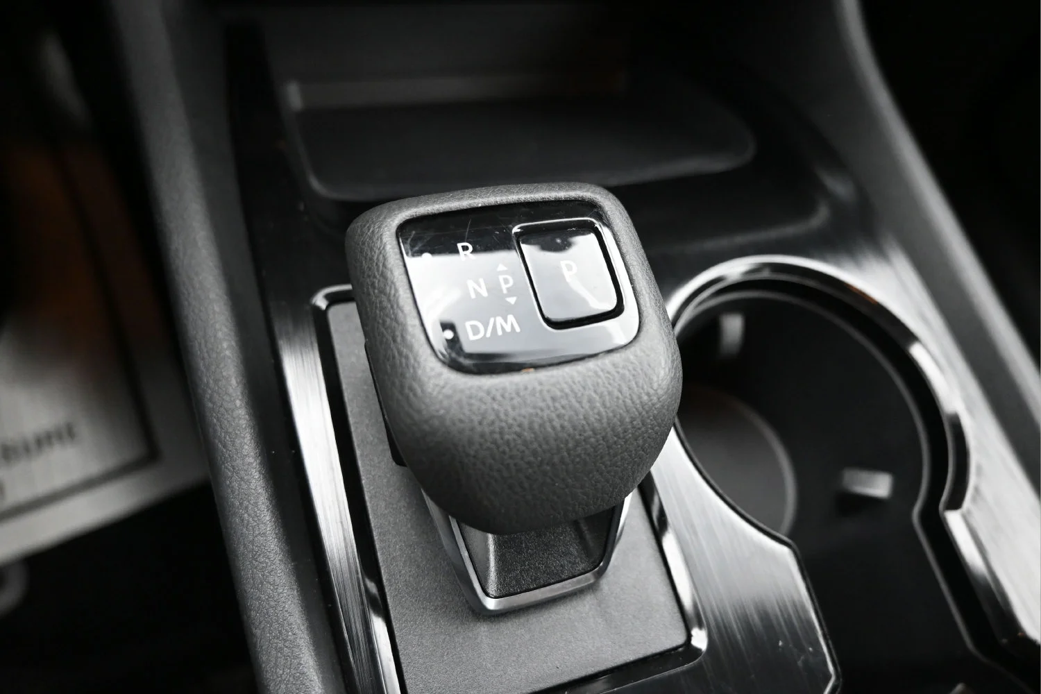 Used 2025 Deep Ocean Blue Nissan SV image 26