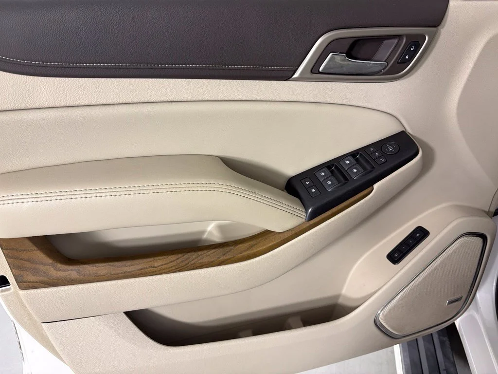 Used 2019 White GMC Denali image 17