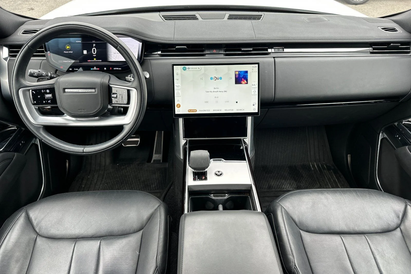 Used 2024 White Land Rover SE image 16