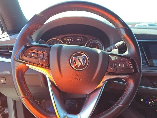 Used 2023  Buick Essence image 31