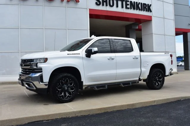 Used 2022 White Chevrolet LTZ image 2