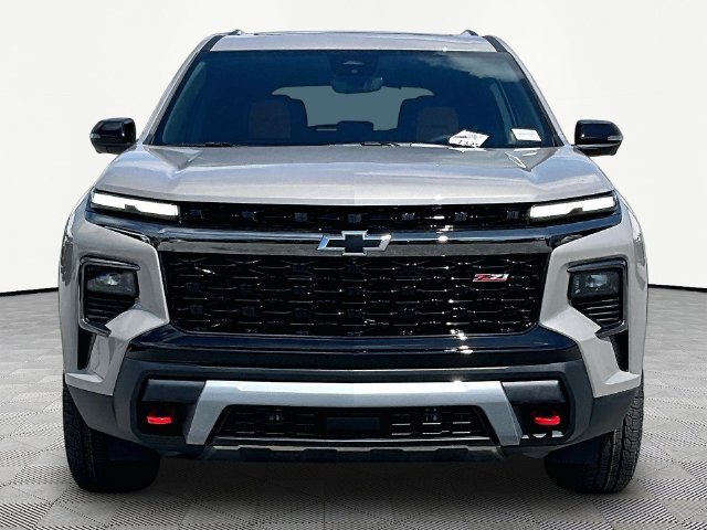 New 2027 Sandstone Gray Chevrolet Z71 image 2