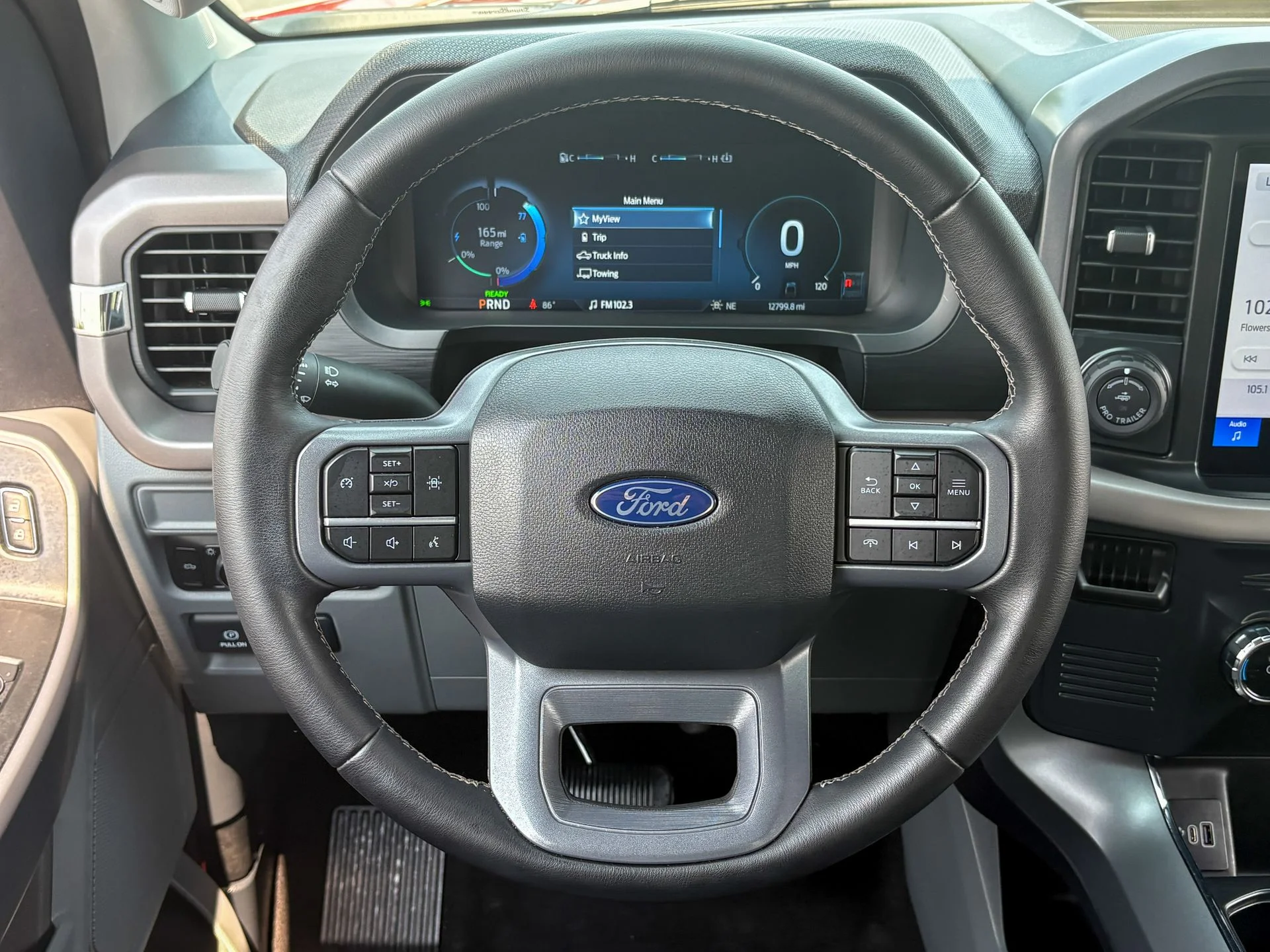 Used 2025 Red Ford XLT image 18