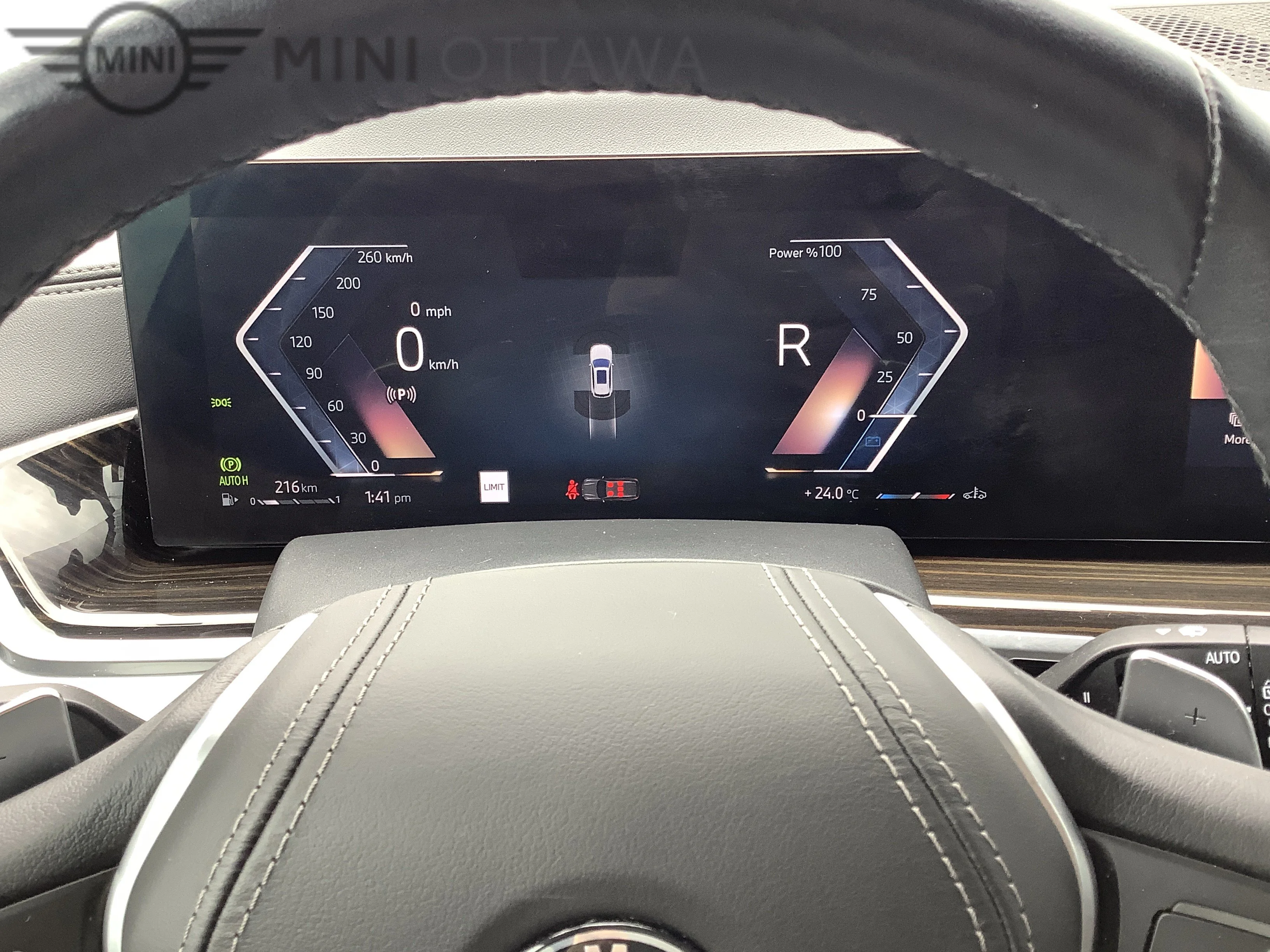 Used 2024  BMW xDrive40i image 19