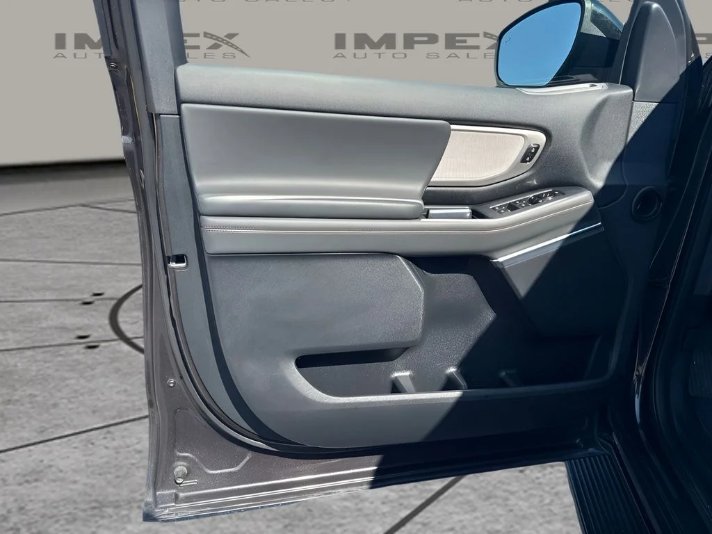 Used 2025 Gray Ford Active image 21