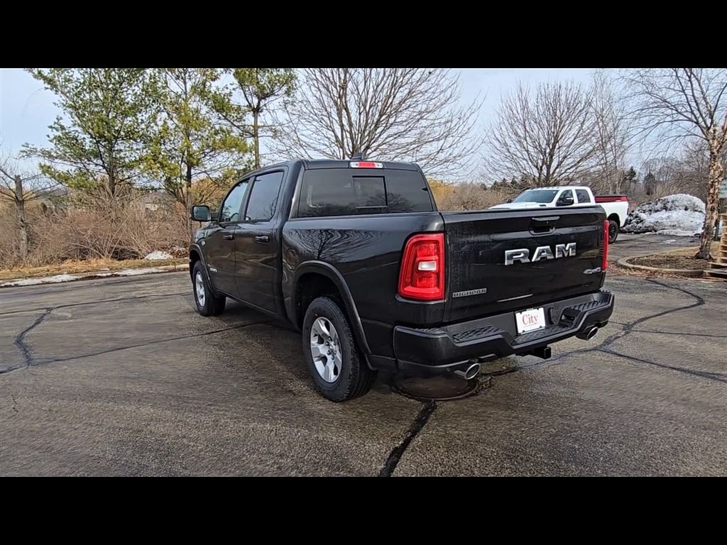 New 2026 Diamond Black Crystal Pearl-Coat Exterior Paint RAM Big Horn/Lone Star image 6