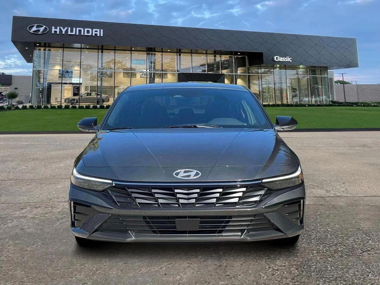 New 2026 Amazon Gray Pearl Hyundai SEL Sport Premium image 12