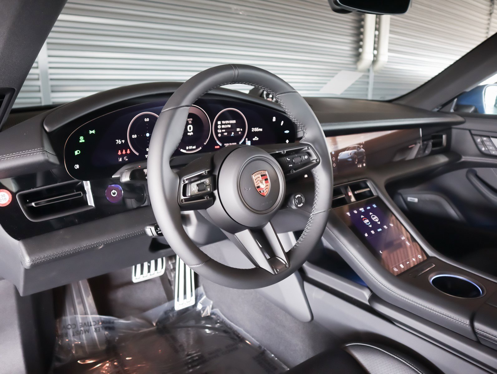 New 2026 Neptune Blue Porsche 4S image 4
