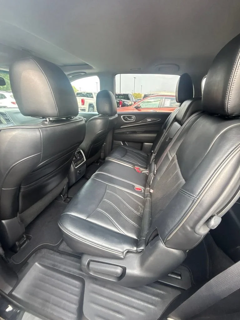Used 2014  INFINITI NA image 19
