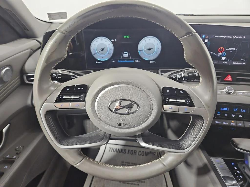 Used 2023 Silver Hyundai SEL image 16