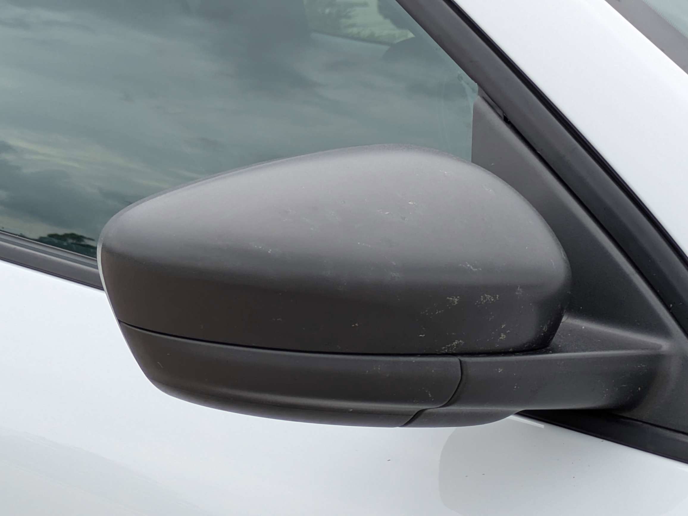 Used 2025 Oxford White Ford Active image 12