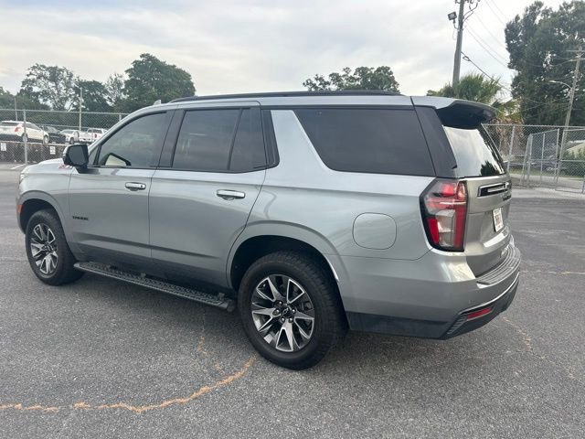 Used 2023 Gray Chevrolet Z71 image 3