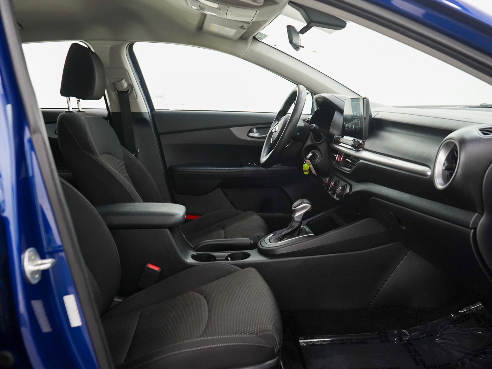 Used 2020 Deep Sea Blue Kia Lxs image 11