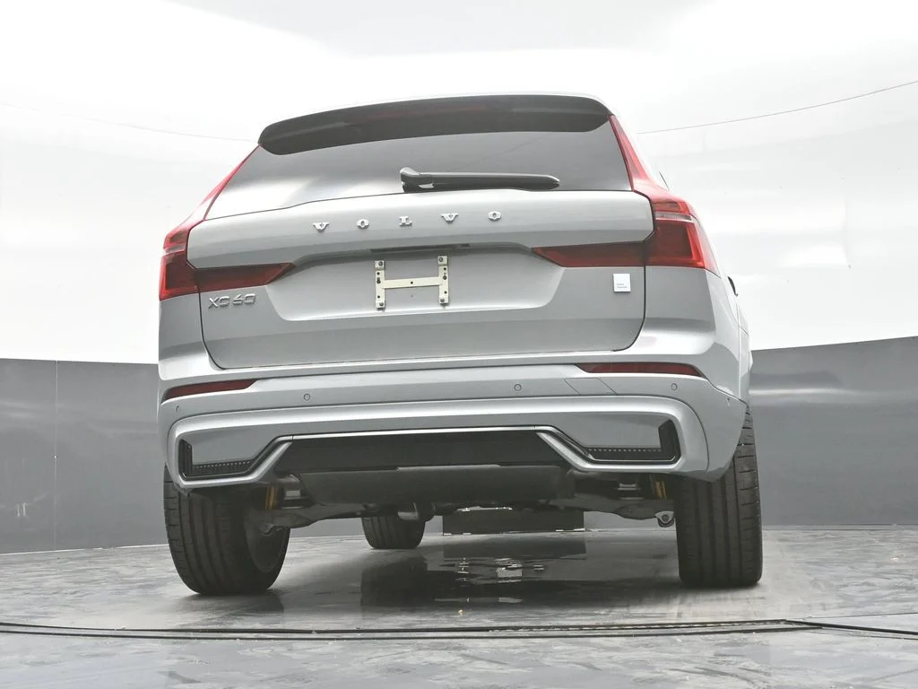 New 2026 Vapour Grey Volvo T8 Polestar Engineered image 29
