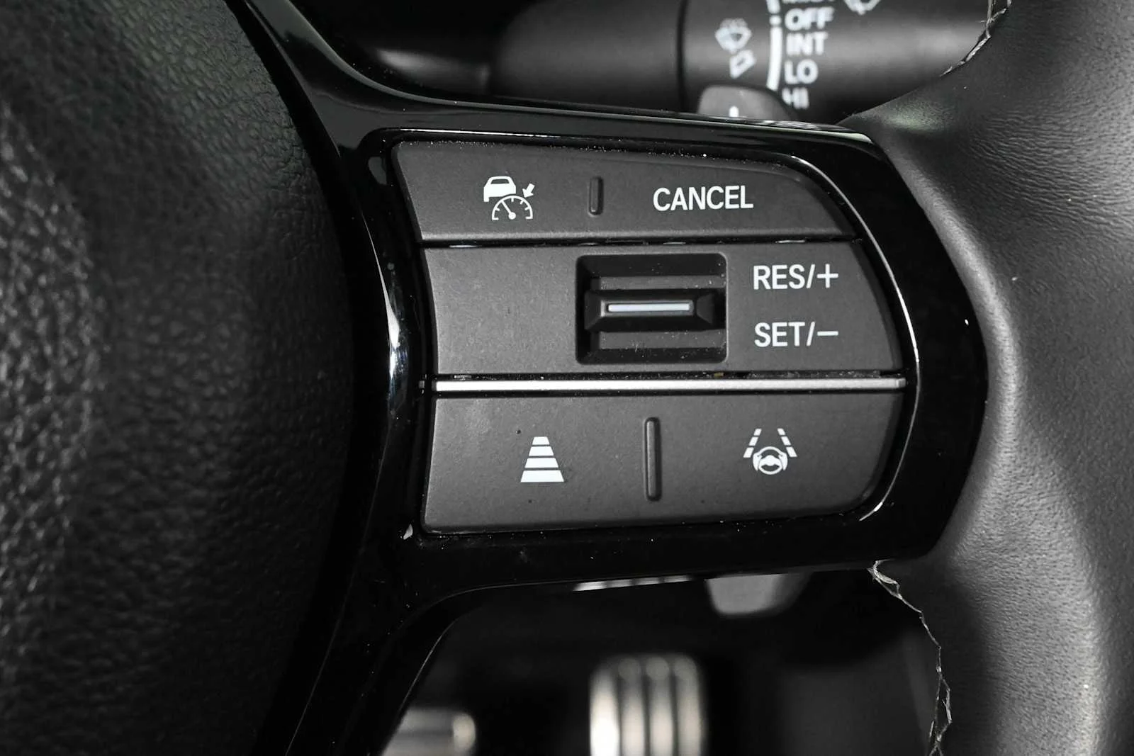 Used 2024 Platinum White Pearl Honda Sport image 20