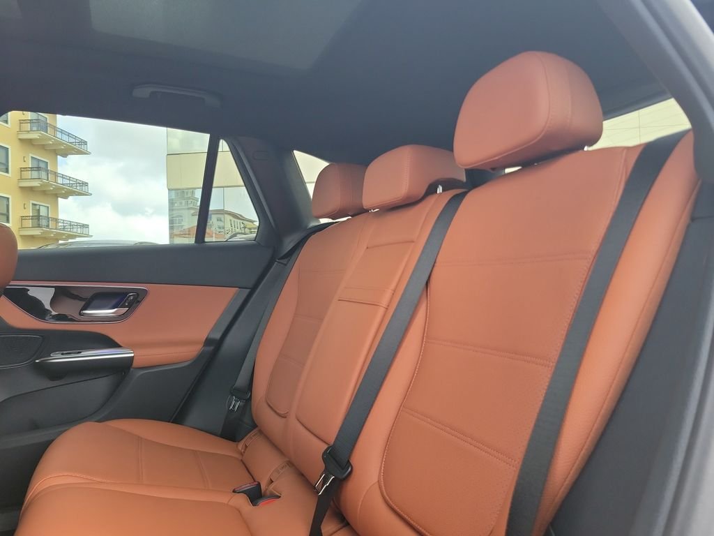 New 2026 Black Mercedes-Benz GLC 300 image 10