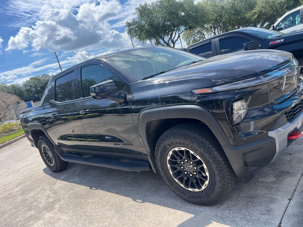 2026 Chevrolet Silverado EV Trail Boss Max Range's photo