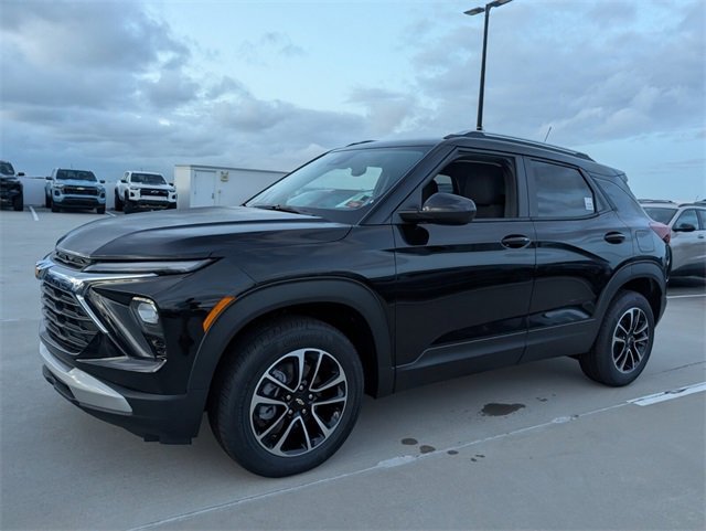 2026 Chevrolet Trailblazer LT photo 4