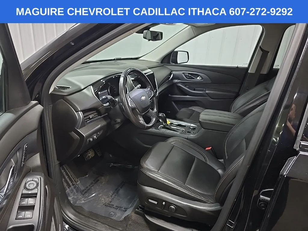 Used 2019 Black Chevrolet Premier image 29