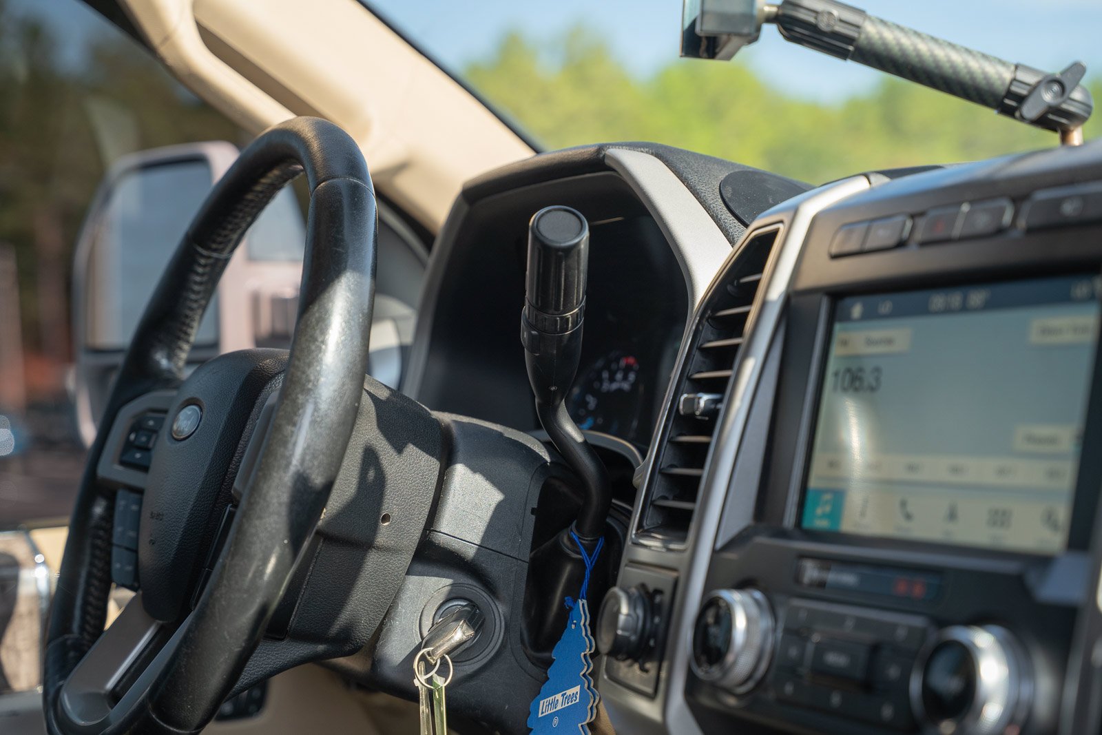 Certified Used 2019 White Ford Lariat image 17