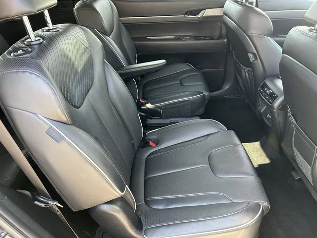 Used 2024 Moonlight Cloud Hyundai SEL image 14