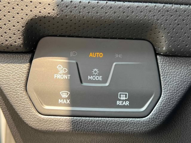 2026 Volkswagen Atlas Cross Sport SEL Premium R-LINE - Photo 37