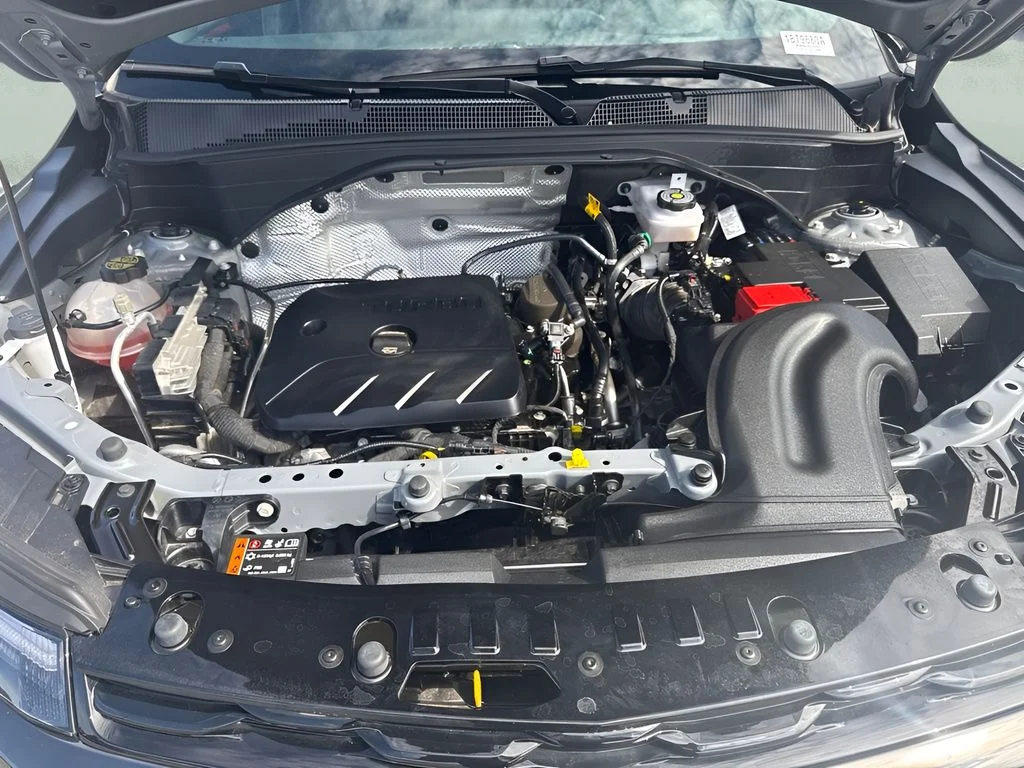 Used 2025 Gray Chevrolet RS image 19