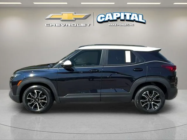 Used 2021 Blue Chevrolet ACTIV image 2