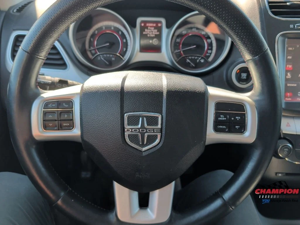 Used 2014 White Dodge R/T image 26