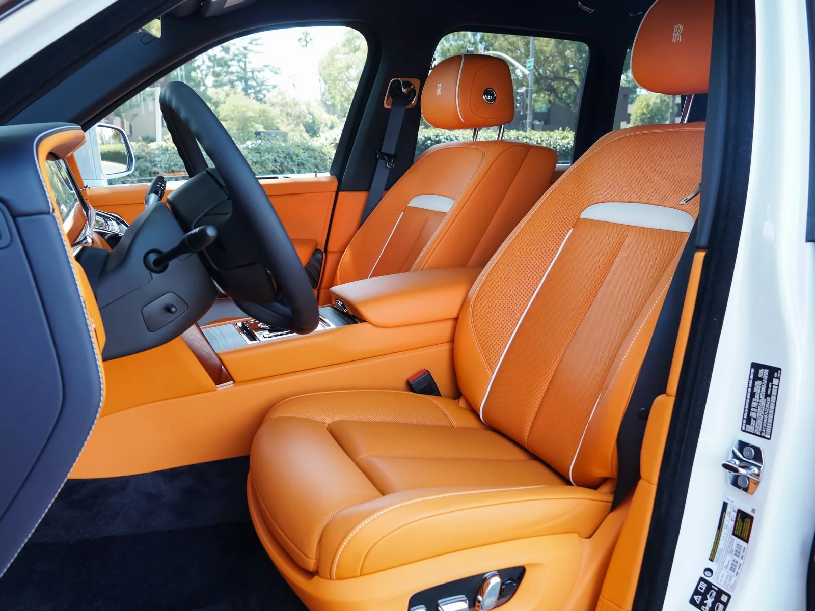 New 2026 Arctic White Rolls-Royce  image 20