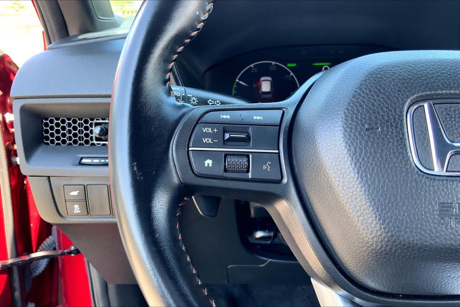 Used 2025 Radiant Red Metallic Honda Sport-L image 23