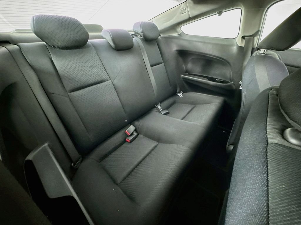 Used 2015 Gray Honda LX image 31