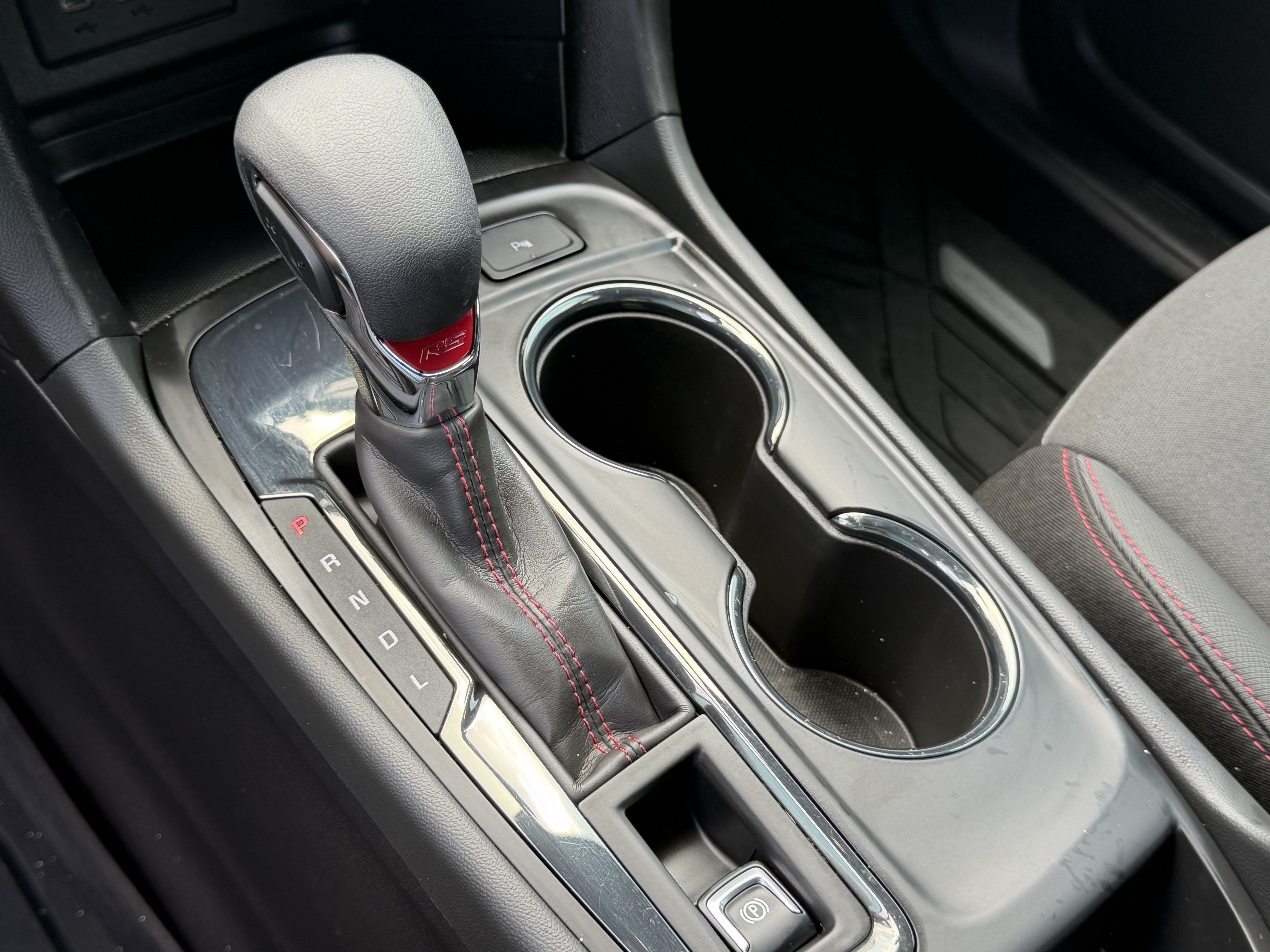 Used 2023 Summit White Chevrolet RS image 18