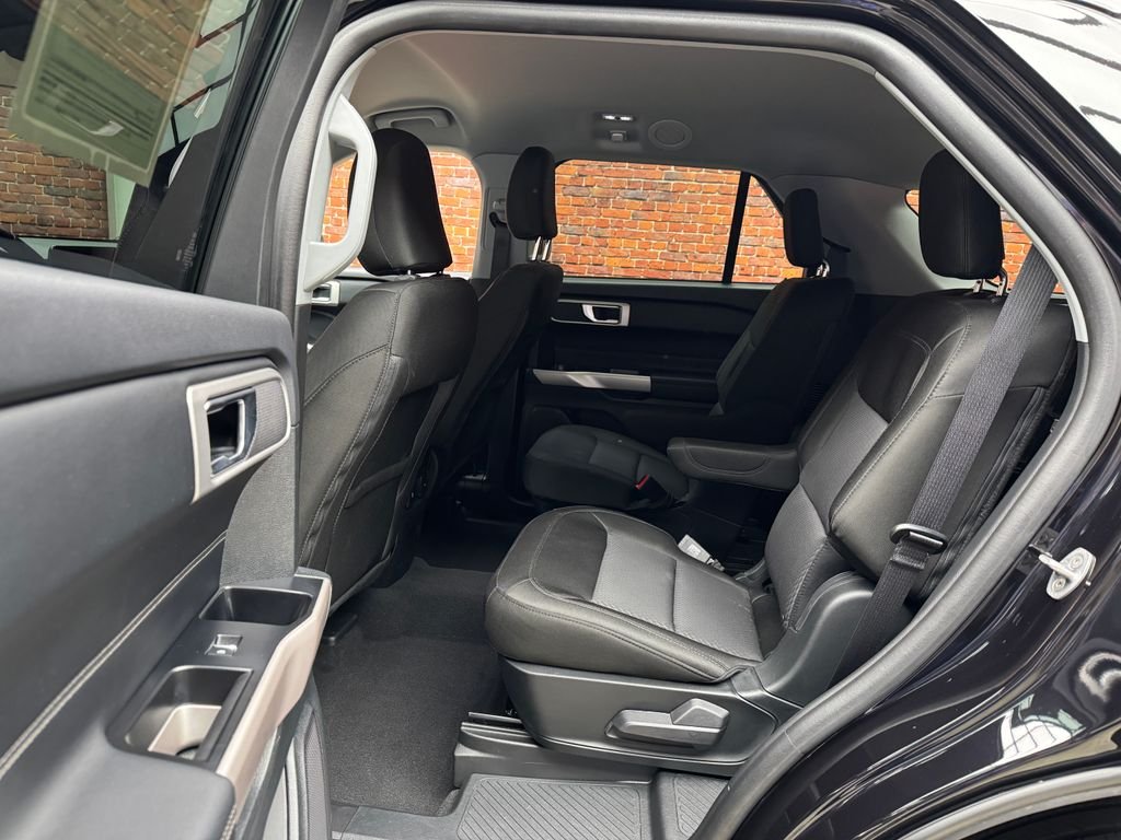 Certified Used 2023 Black Ford XLT image 25