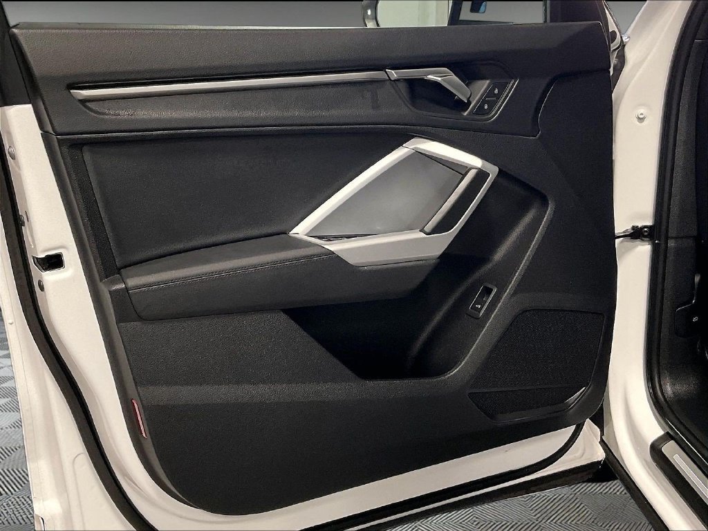 Used 2025 White Audi Premium image 9