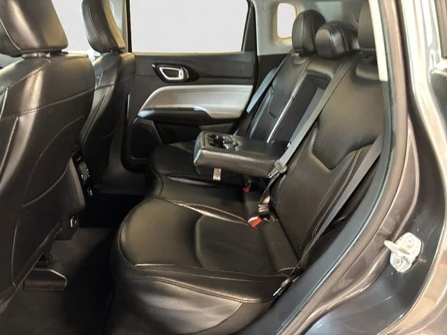 Used 2022 Granite Crystal Metallic Clearcoat Jeep Limited image 14