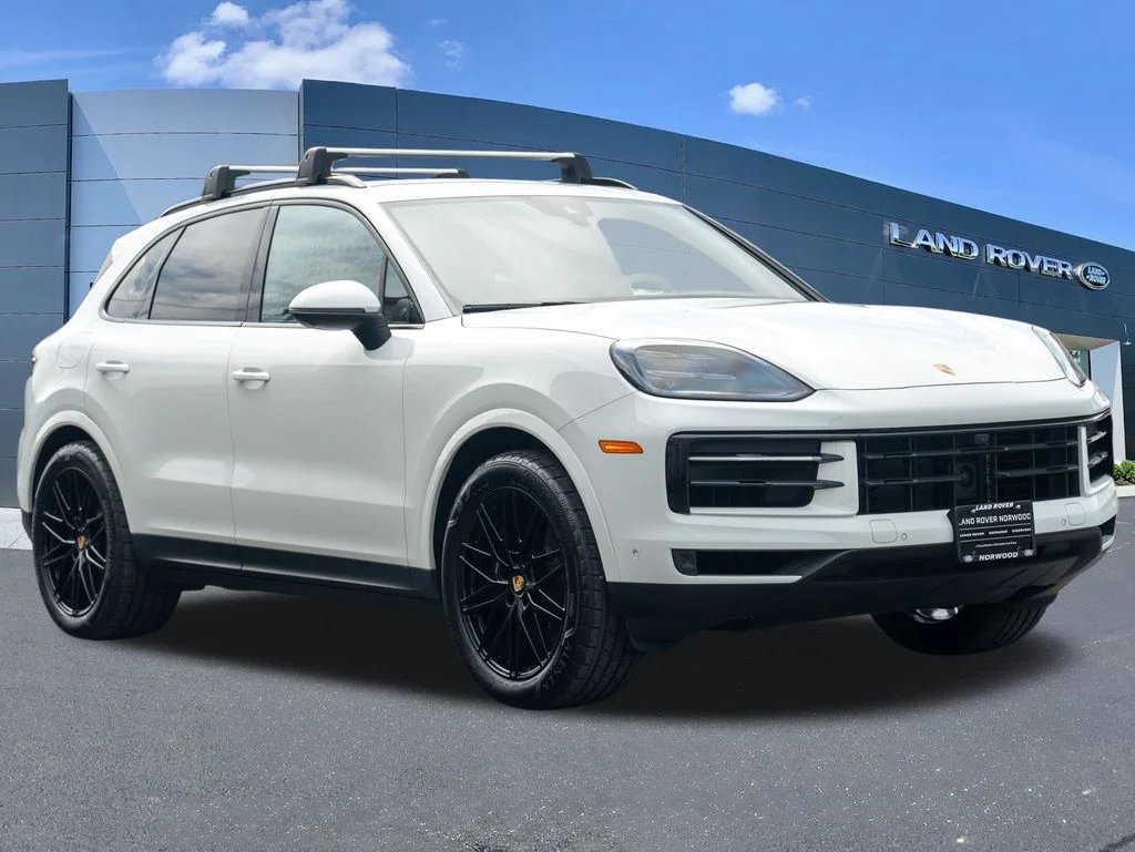 Used 2024 White Porsche Base image 3