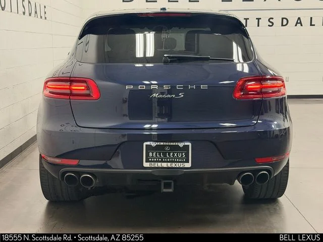 Used 2017  Porsche S image 5