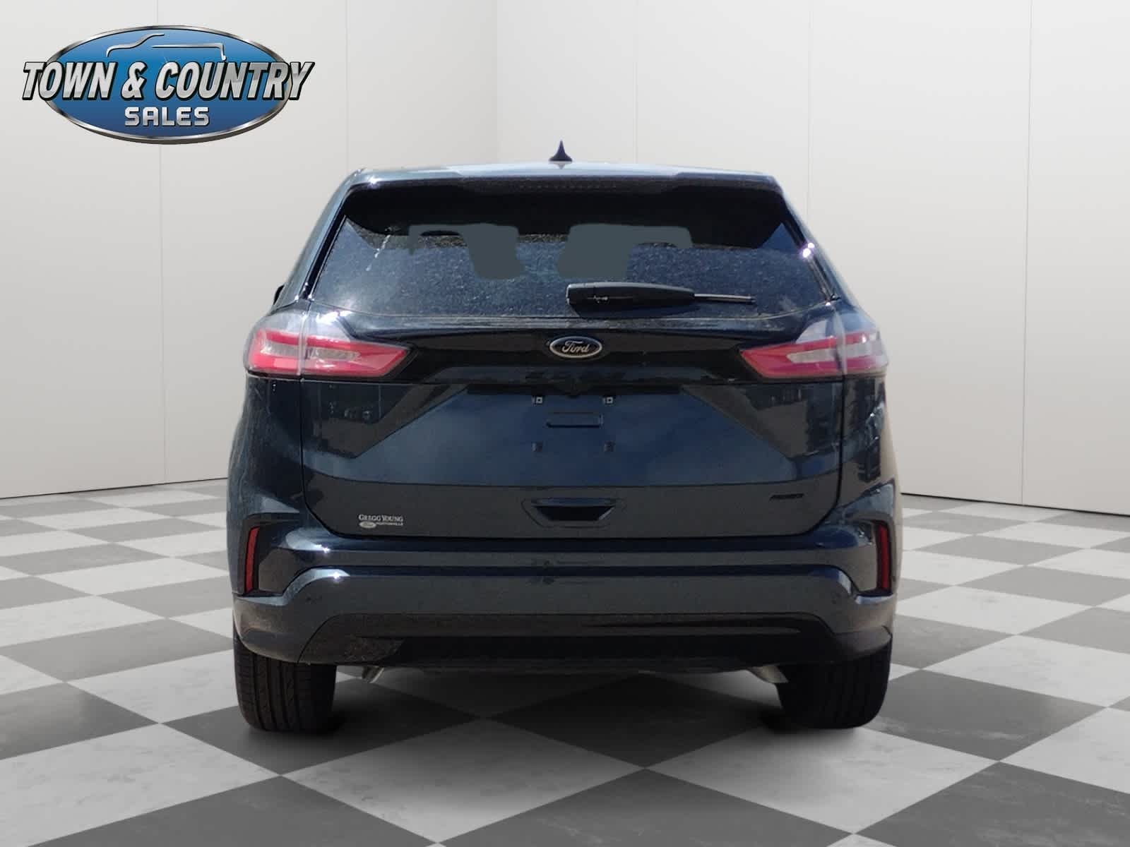 New 2024 Stone Blue Metallic Ford SE image 6