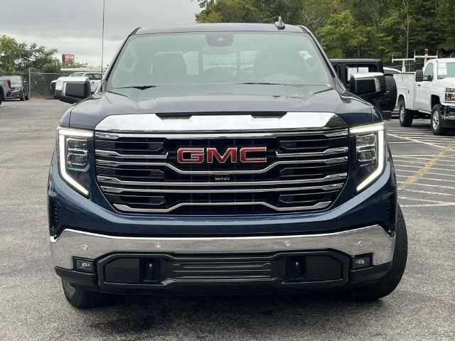 Certified Used 2022 Pacific Blue Metallic GMC SLT image 9