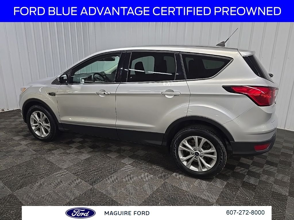 Used 2019 Silver Ford SE image 5